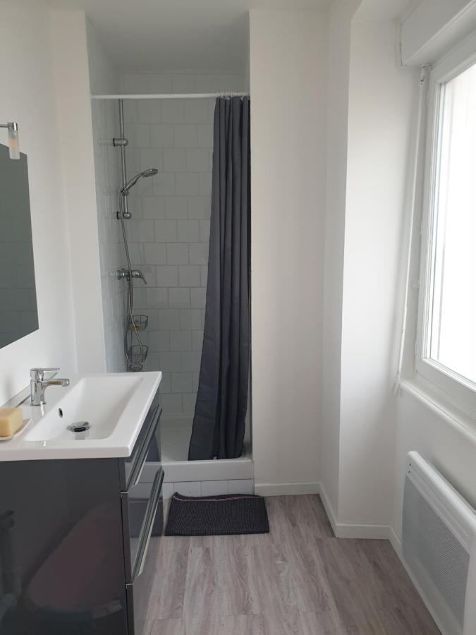 Appartement 2 à 4 personnes vue mer à Santec au pied de la plage du Dossen vue mer Eksteriør bilde