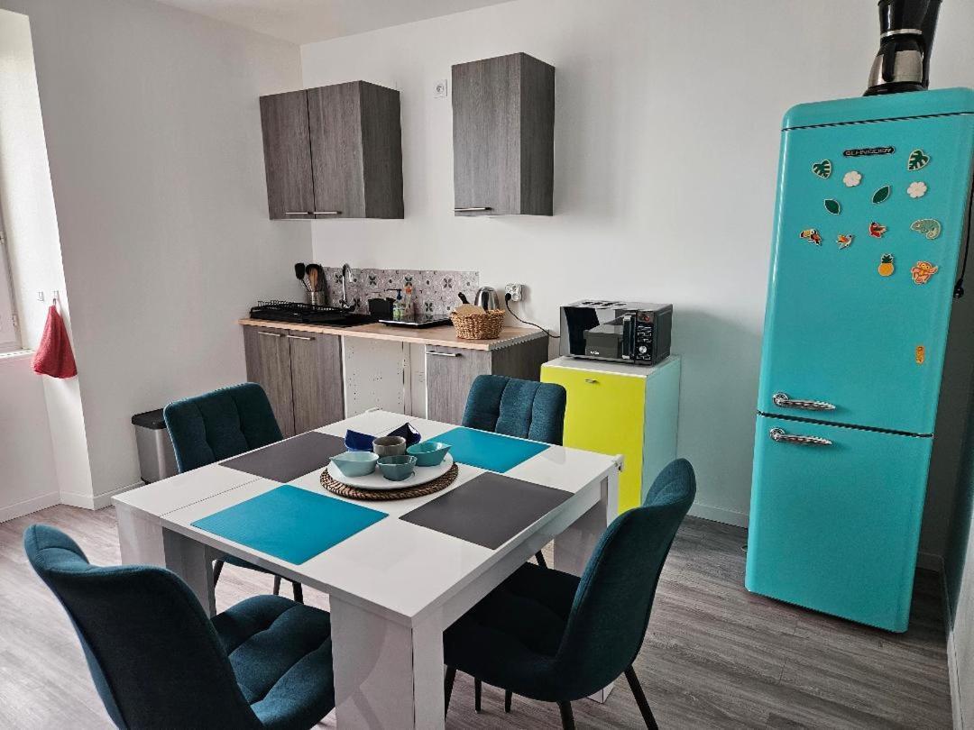 Appartement 2 à 4 personnes vue mer à Santec au pied de la plage du Dossen vue mer Eksteriør bilde